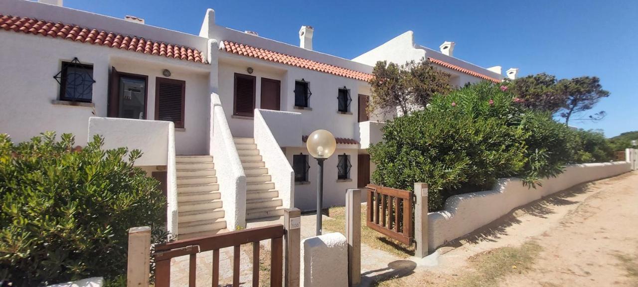 Residence Baia Santa Reparata Santa Teresa Gallura Exteriör bild