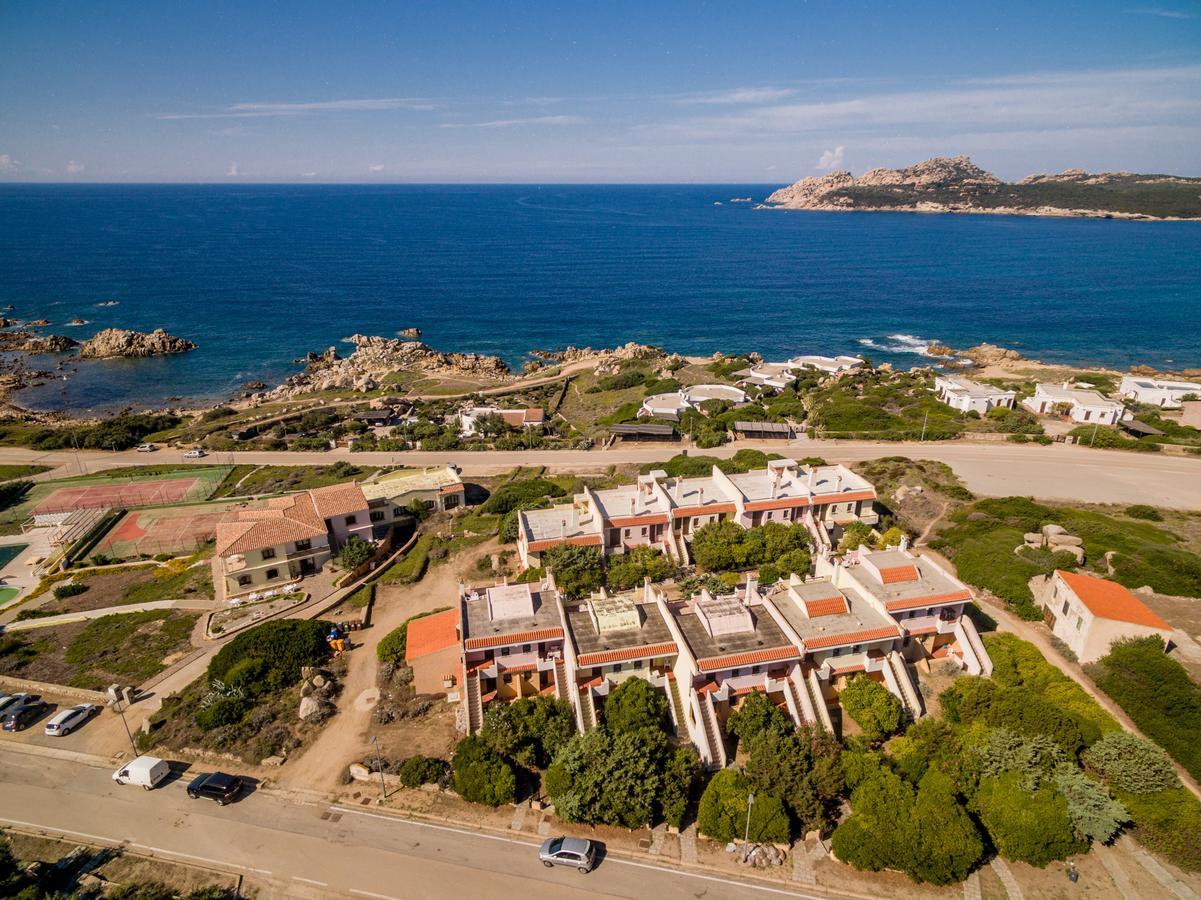 Residence Baia Santa Reparata Santa Teresa Gallura Exteriör bild