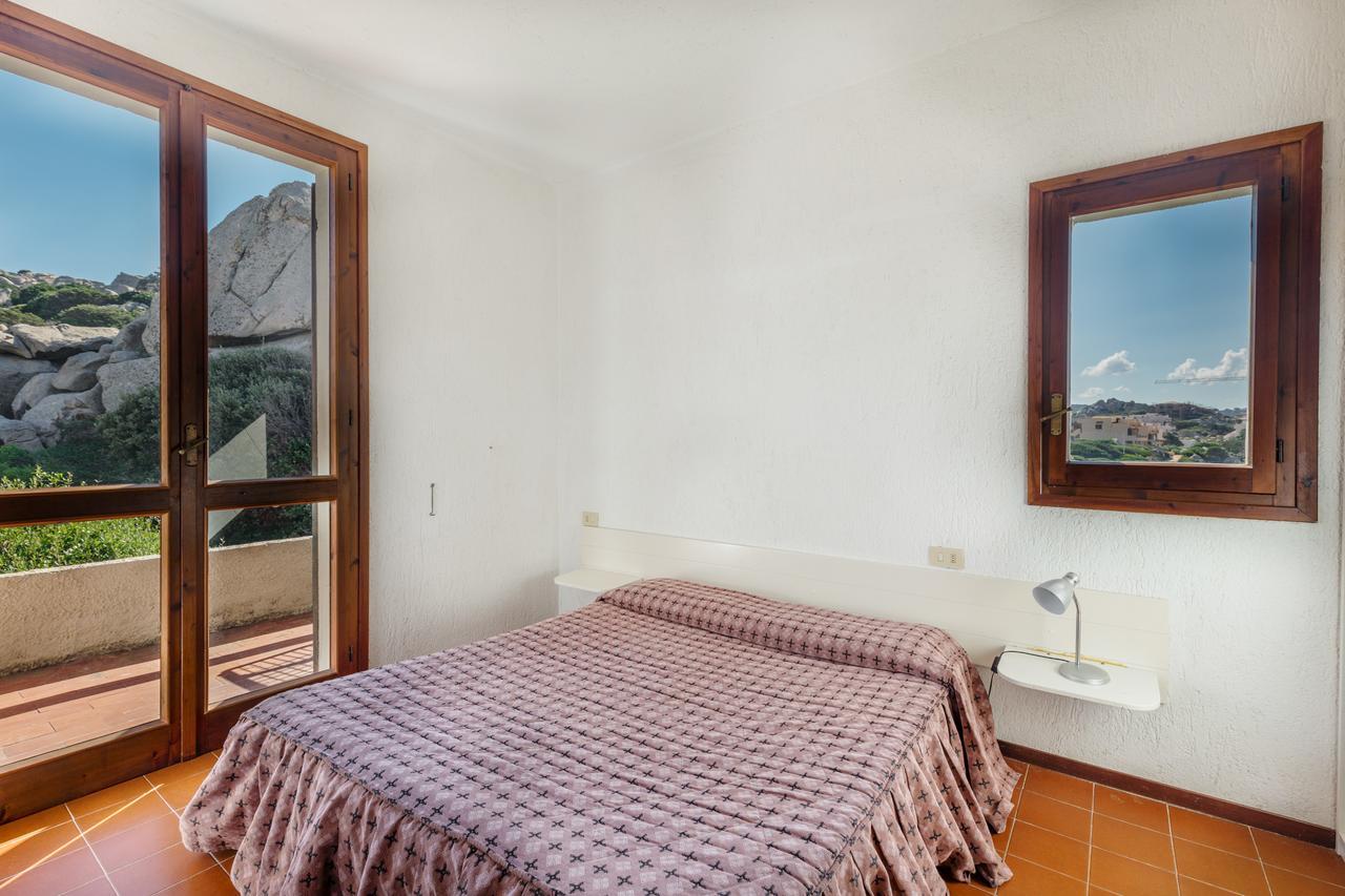 Residence Baia Santa Reparata Santa Teresa Gallura Exteriör bild